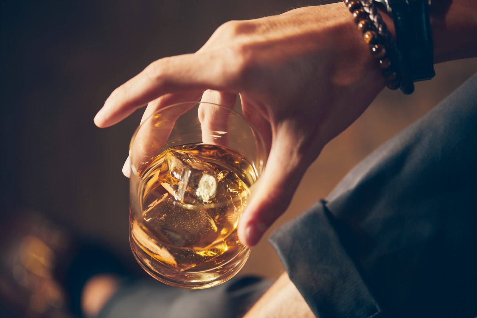 Você sabe quais os riscos de consumir álcool em excesso para as suas artérias?